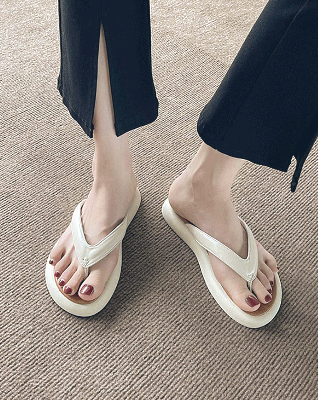♀Flat Thong Sandals