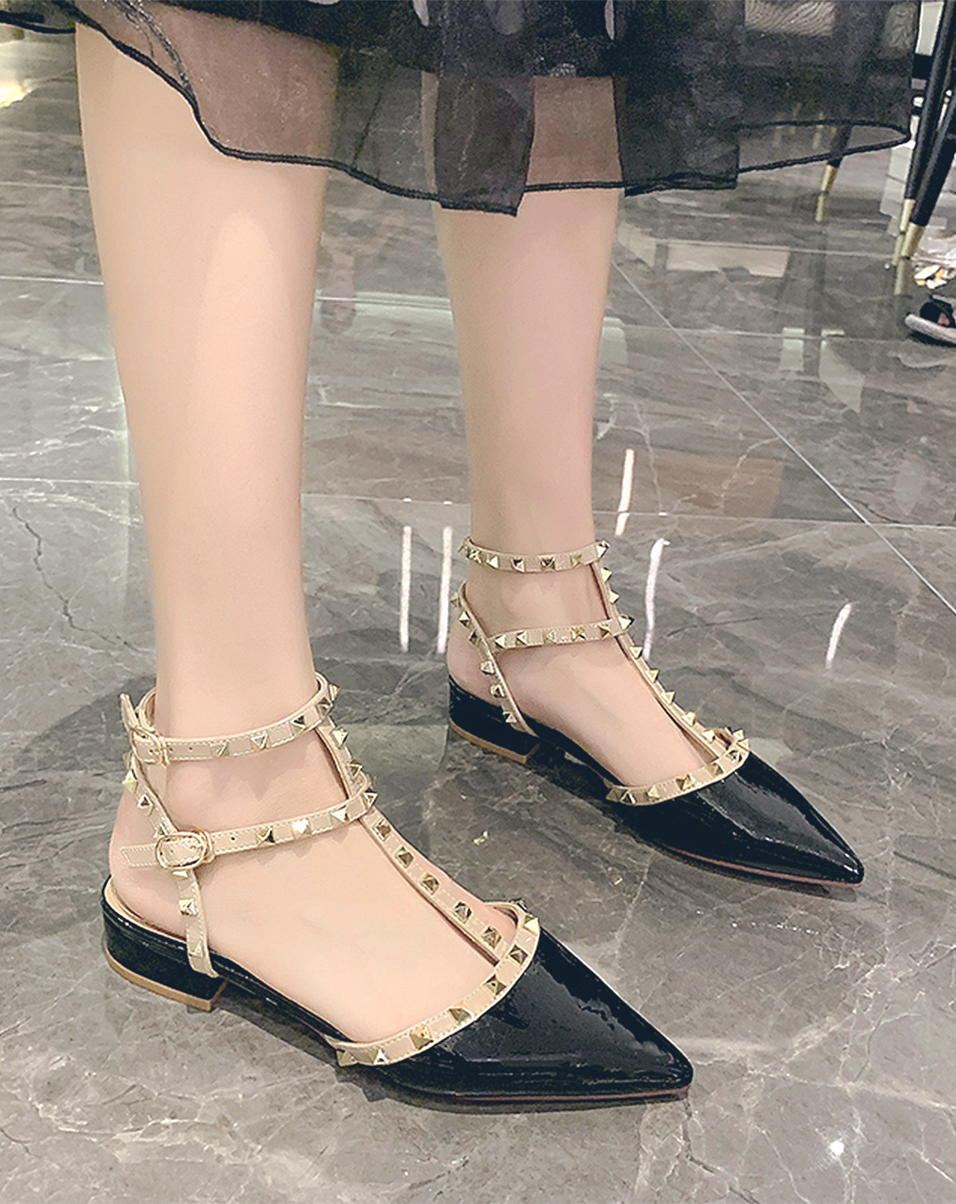 ♀Pointed Toe Studs Strap Sandals