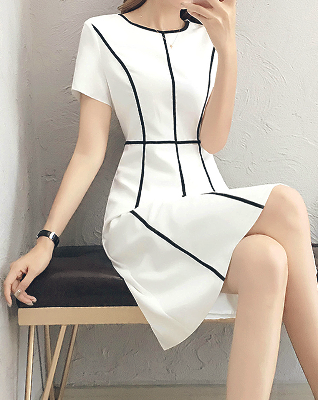 ♀Line Design Short Sleeve Dress