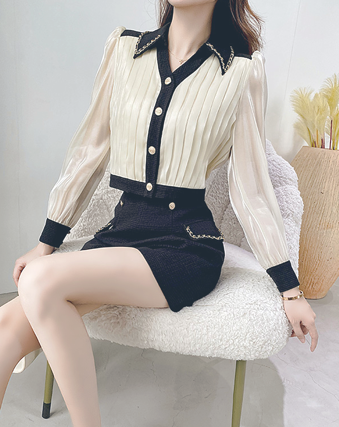♀Bicolor Shirt & High Waist Short Pants