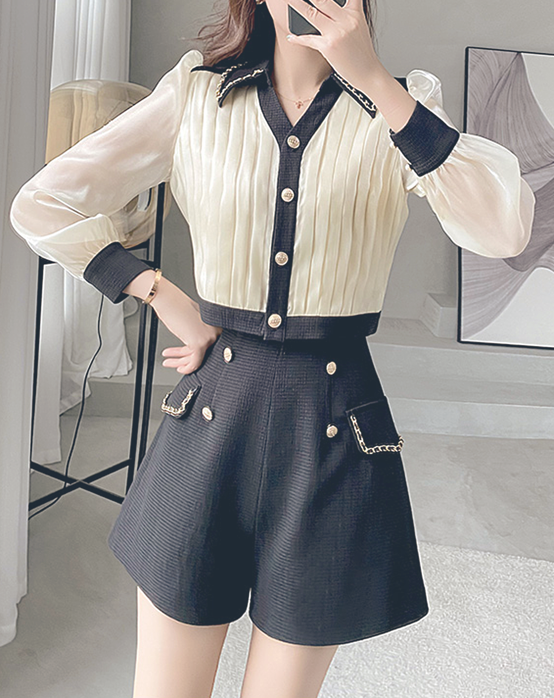♀Bicolor Shirt & High Waist Short Pants