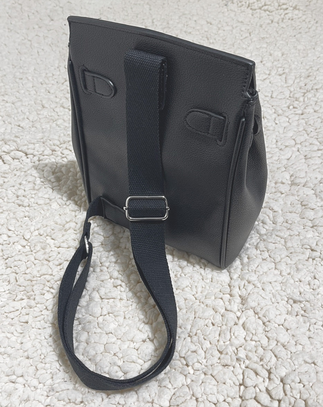 ♂♀本革/Square Leather Body Bag