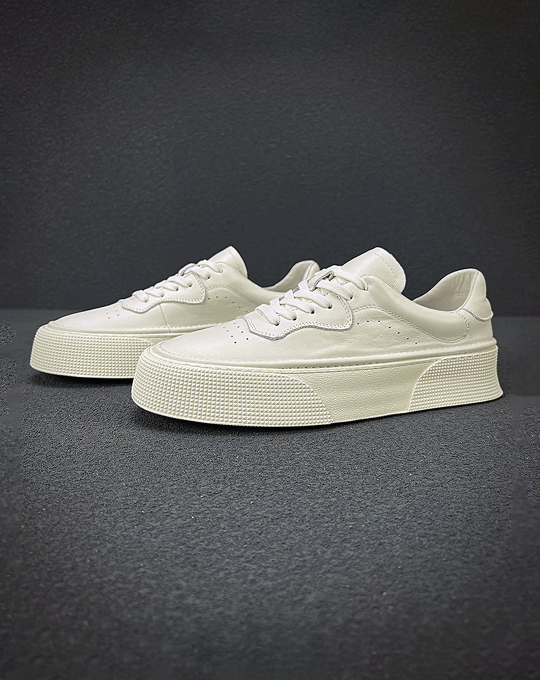 ♂♀ 本革/ White Elevate Sneakers