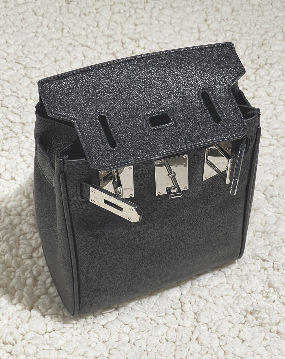 ♂♀本革/Square Leather Body Bag
