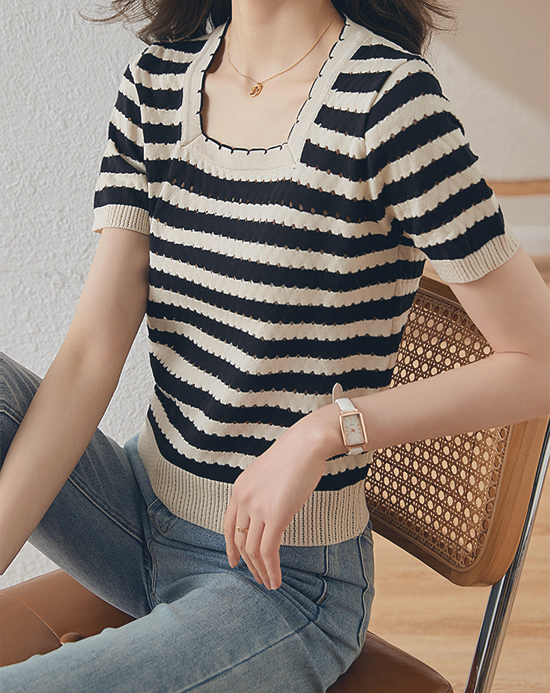 ♀Square Neck Border T-shirt