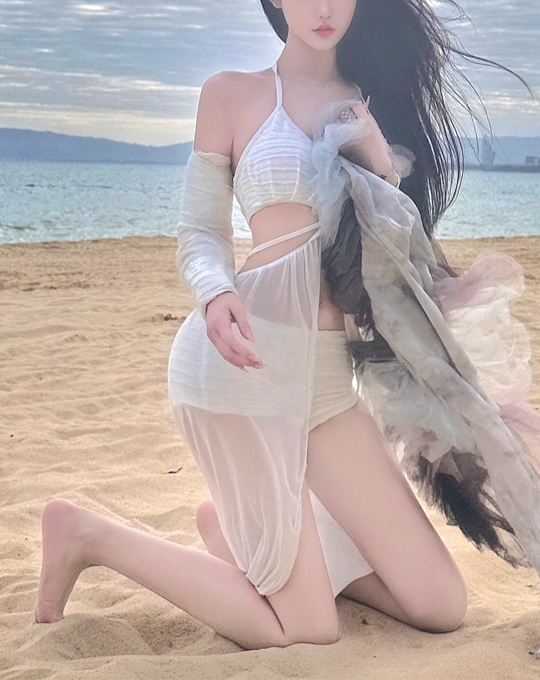 ♀Halter Neck Bikini & Sheer Pareo