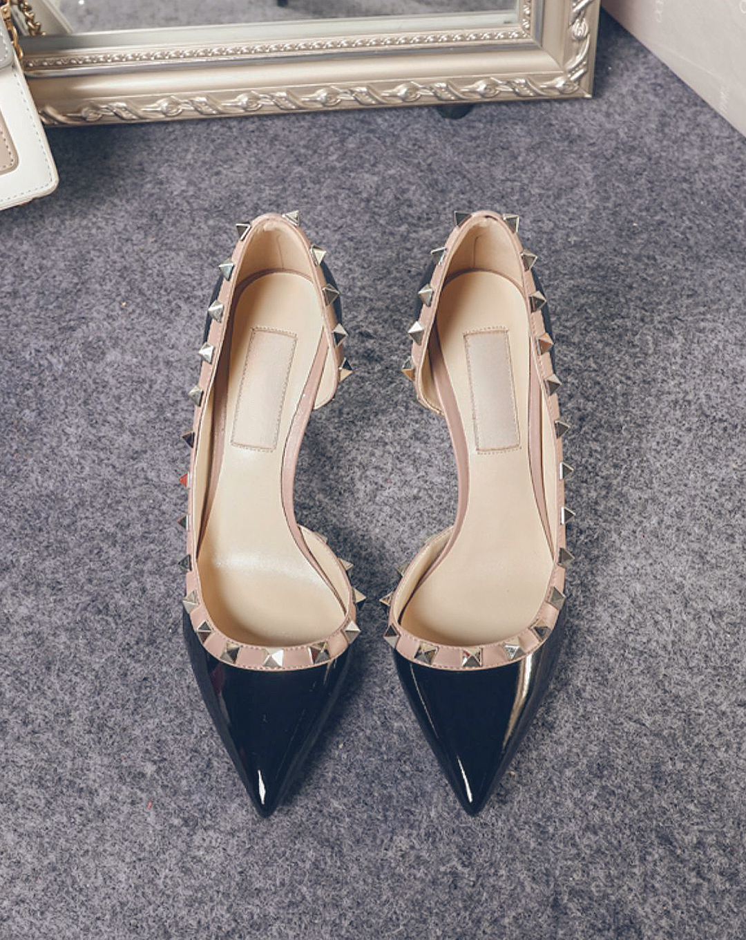 ♀Studs Line Separate Pumps
