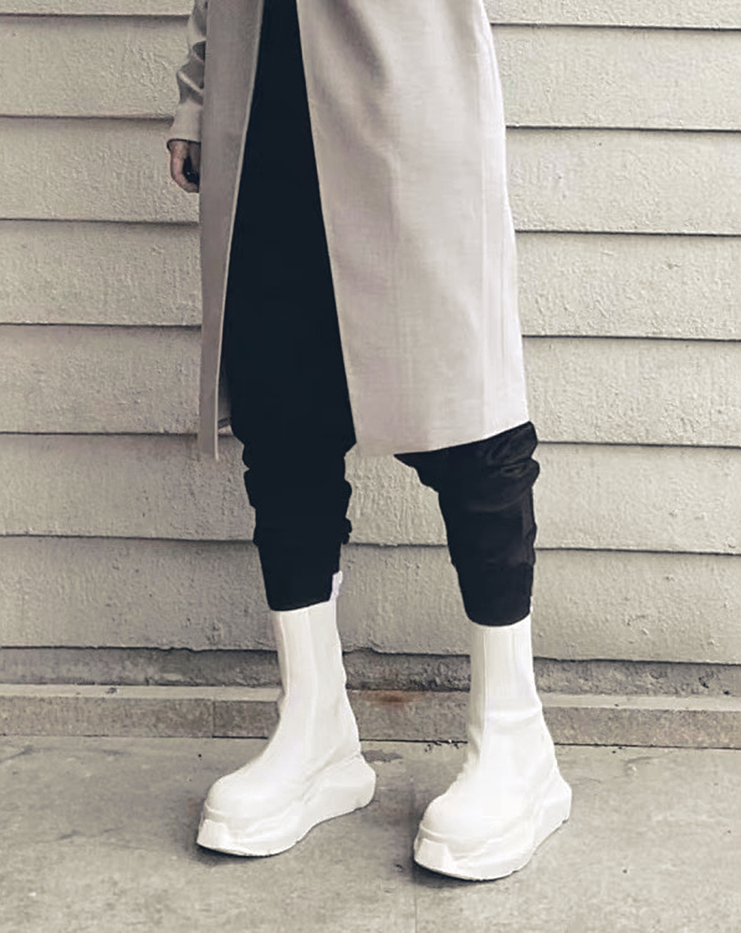 ♀Angular Sole Chelsea Boots