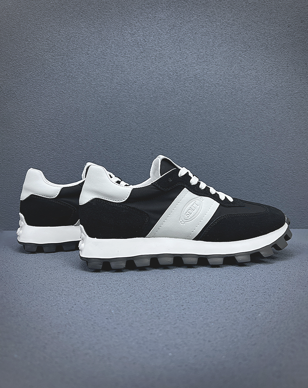 ♂♀本革/Leather Bumpy Sole Sneakers