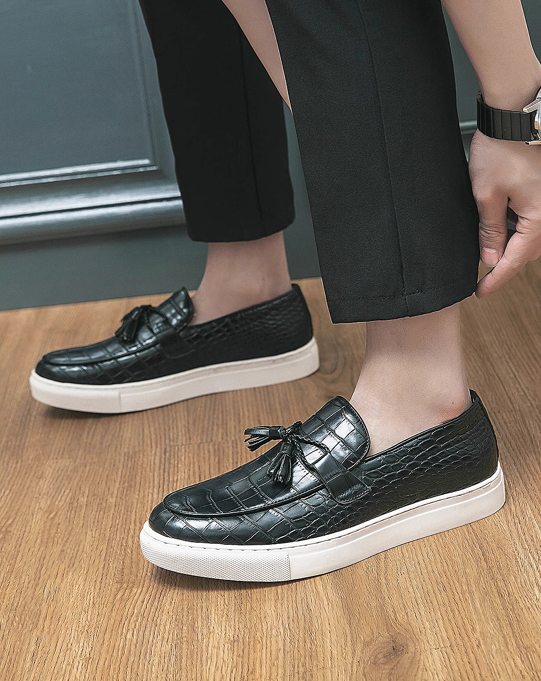 ♂Embossed Luxe Loafers