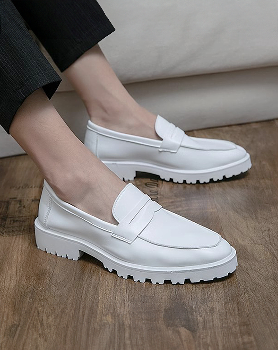 ♂Plain Monotone Loafers