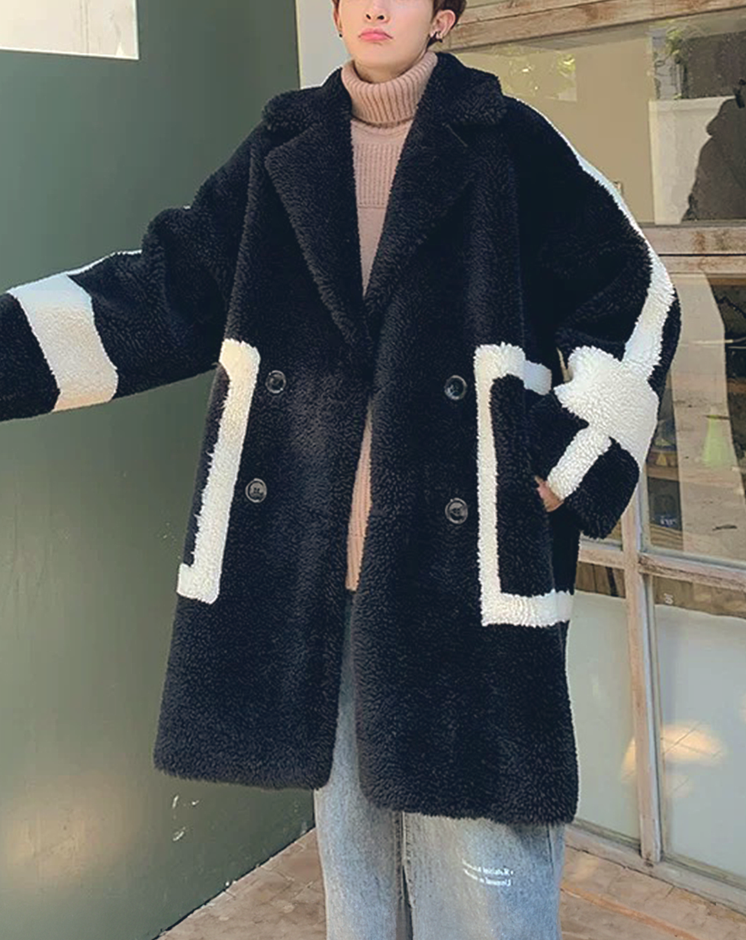 ♂Monochrome Boa Coat