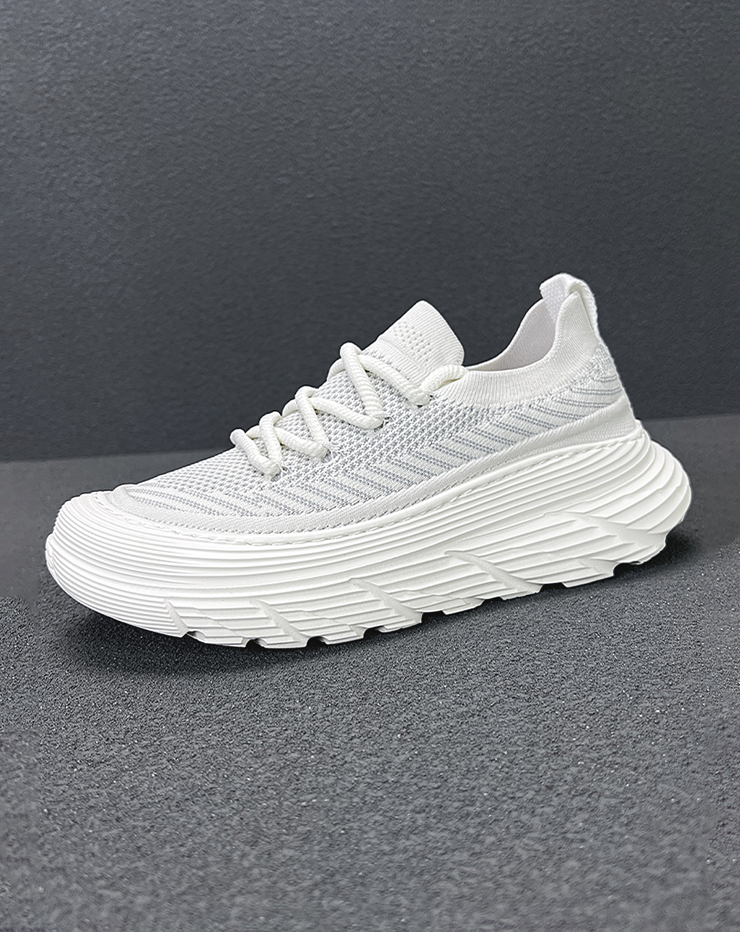 ♂♀Light Mesh Sports Sneakers