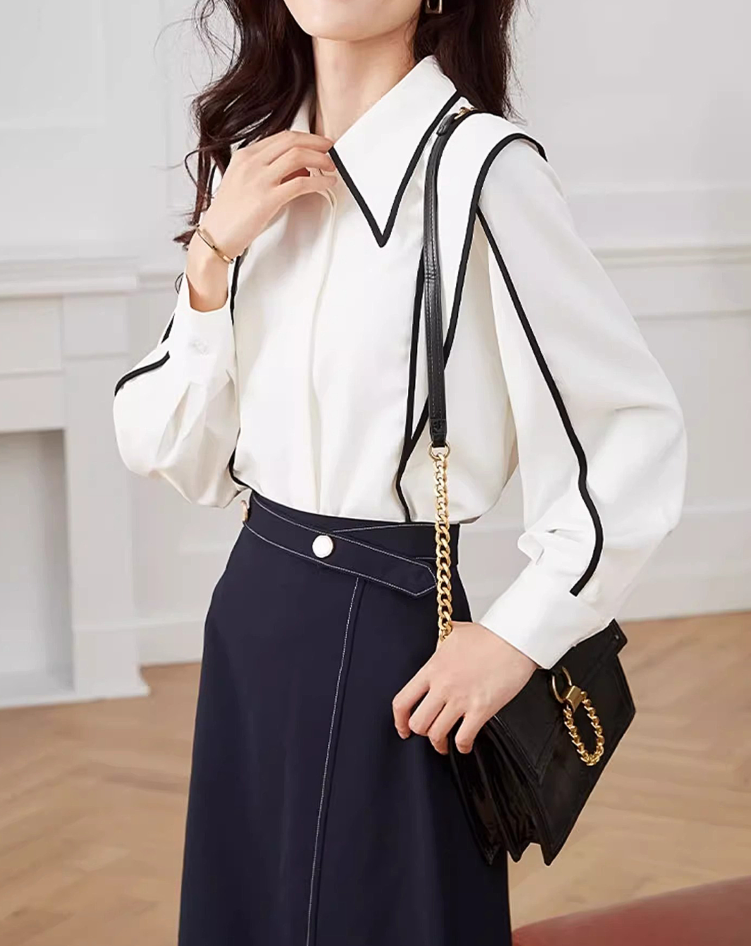 ♀Contrast Piping Collar Shirt