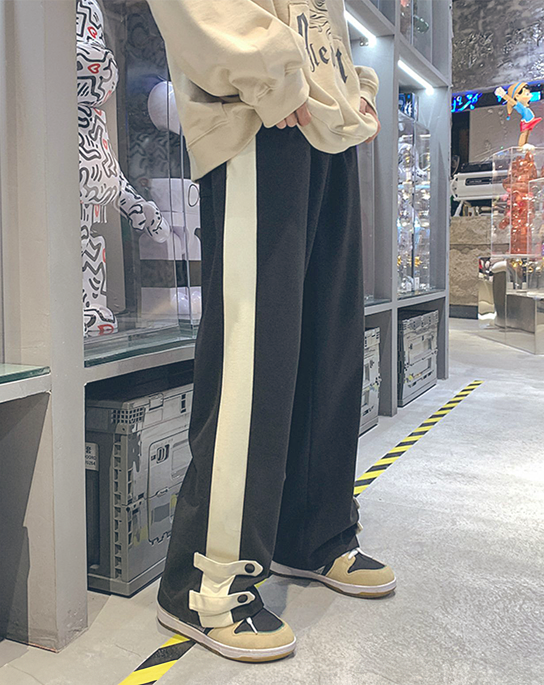 ♂Line Loose Button Pants