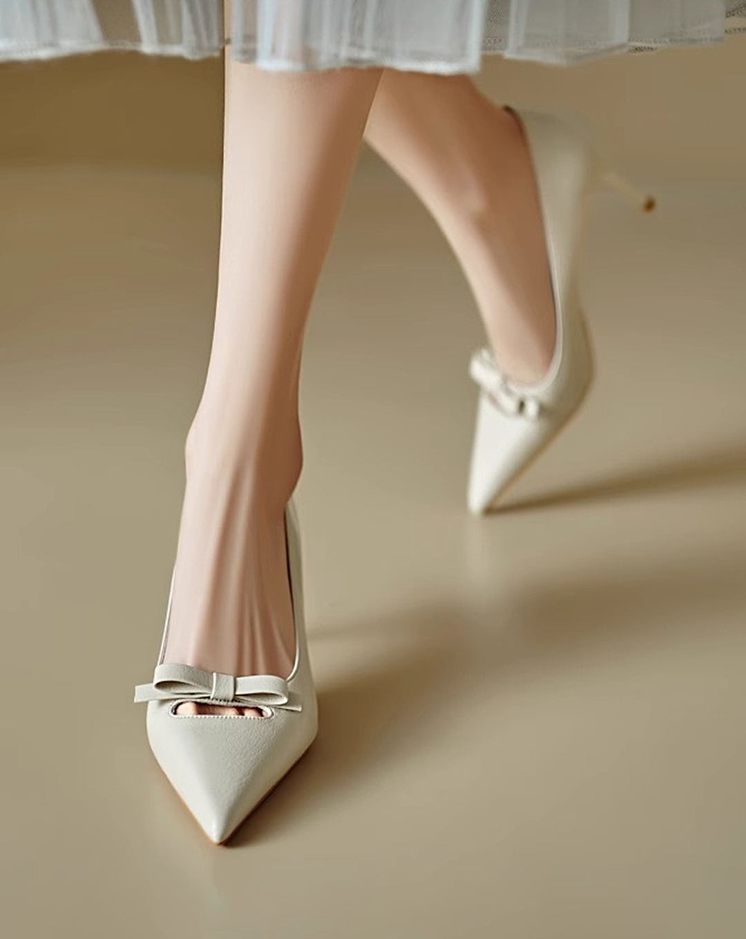 ♀本革/Ribbon Pointed Toe Pumps