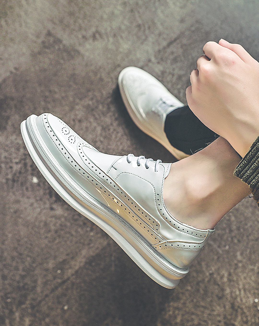 ♂♀Medallion Oxford Shoes