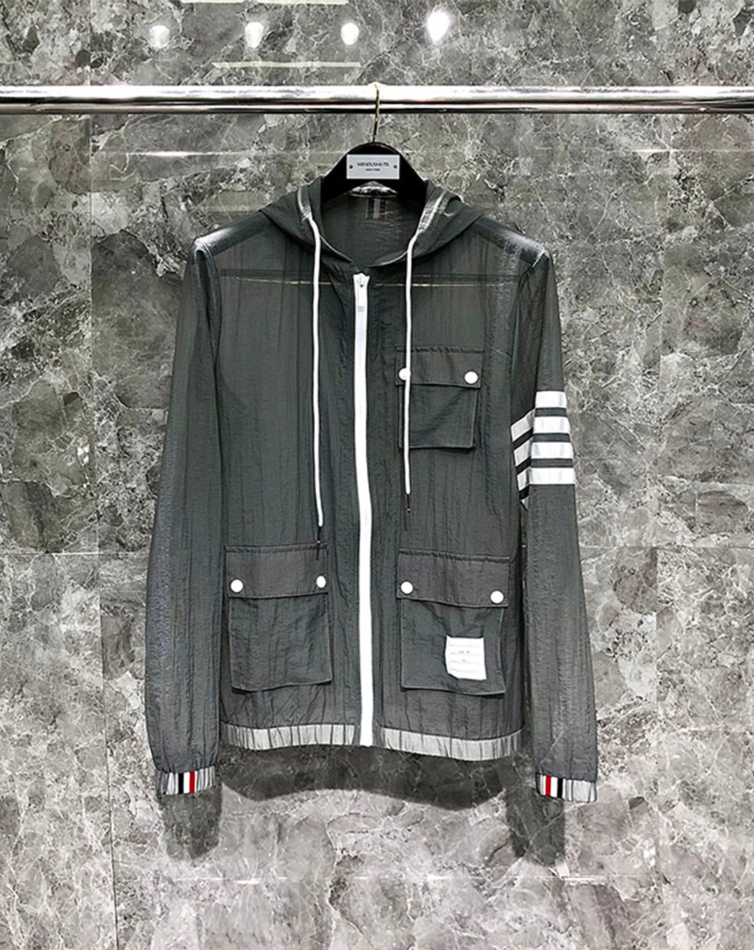 ♂Striped Sleeve Windbreaker