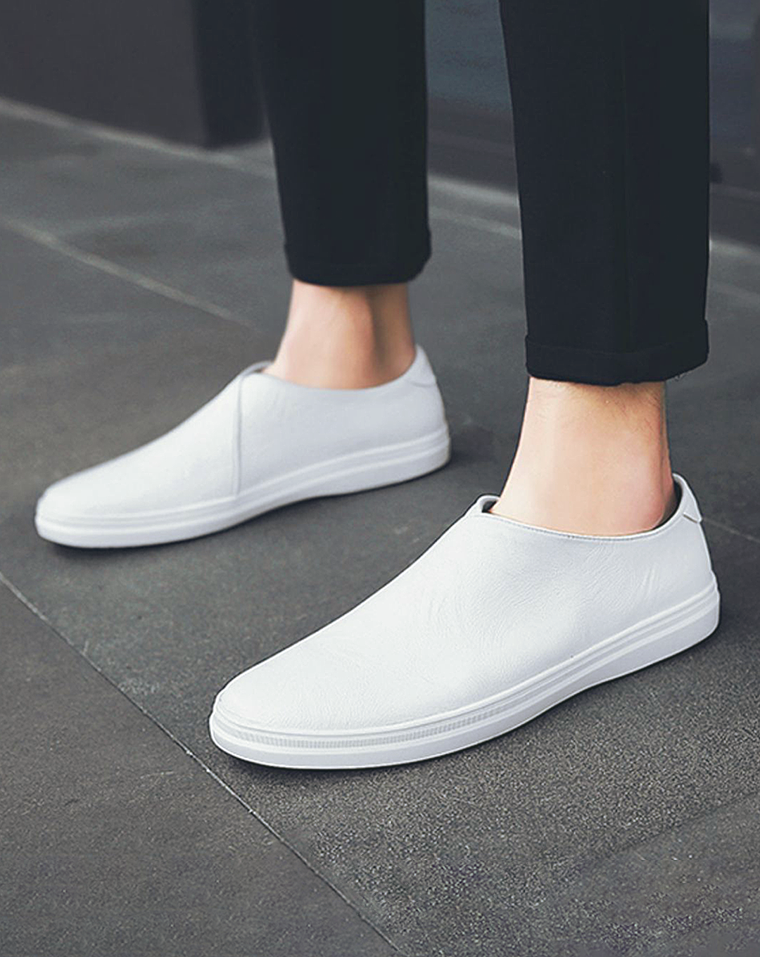 ♂♀V-shaped Opening Slip-on Shoes