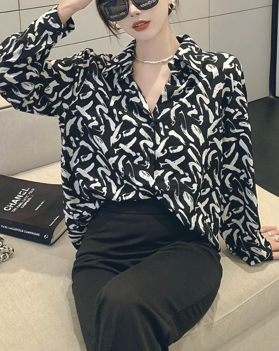 ♀Back Cutout Shirt