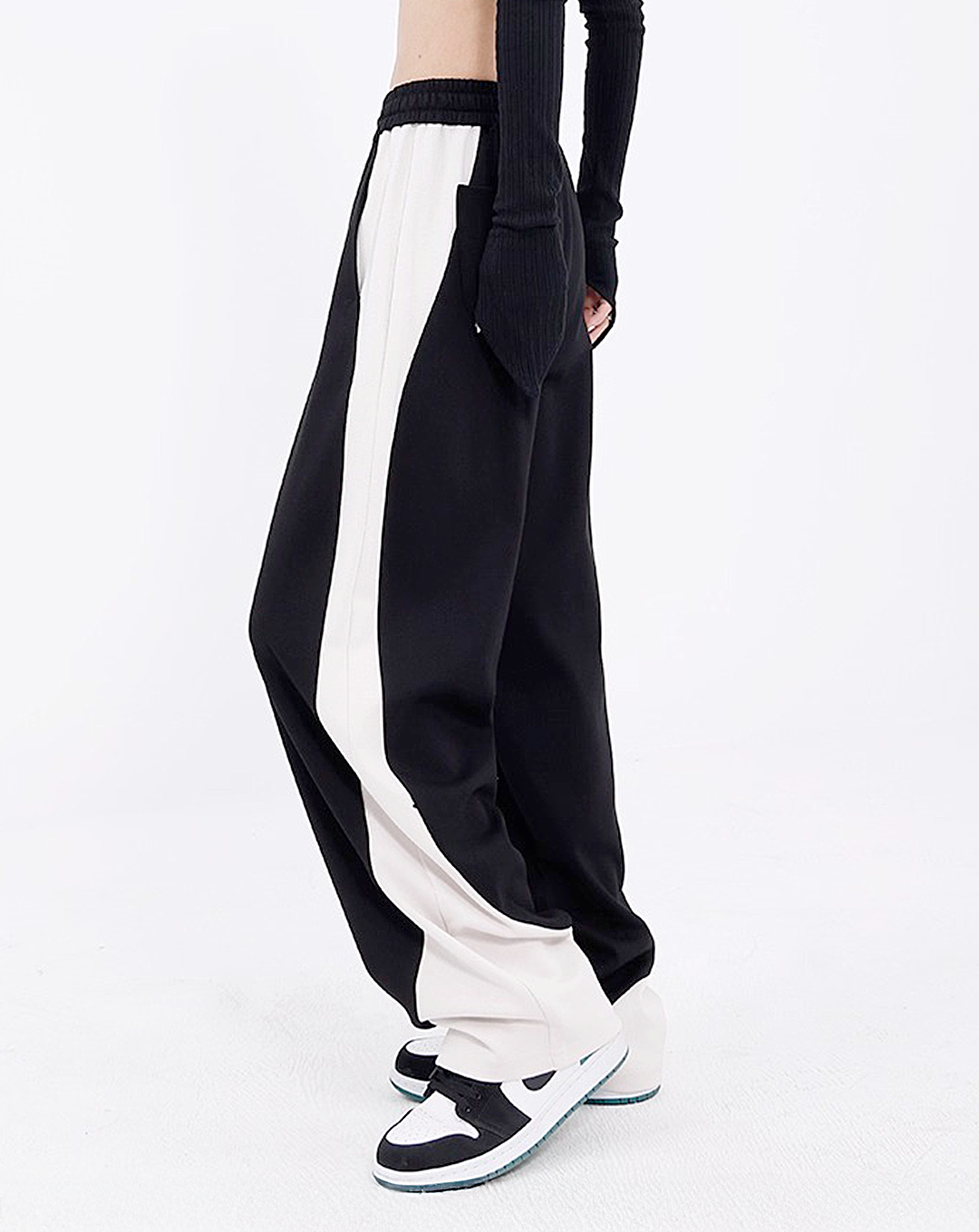 ♀Line Flow Pants