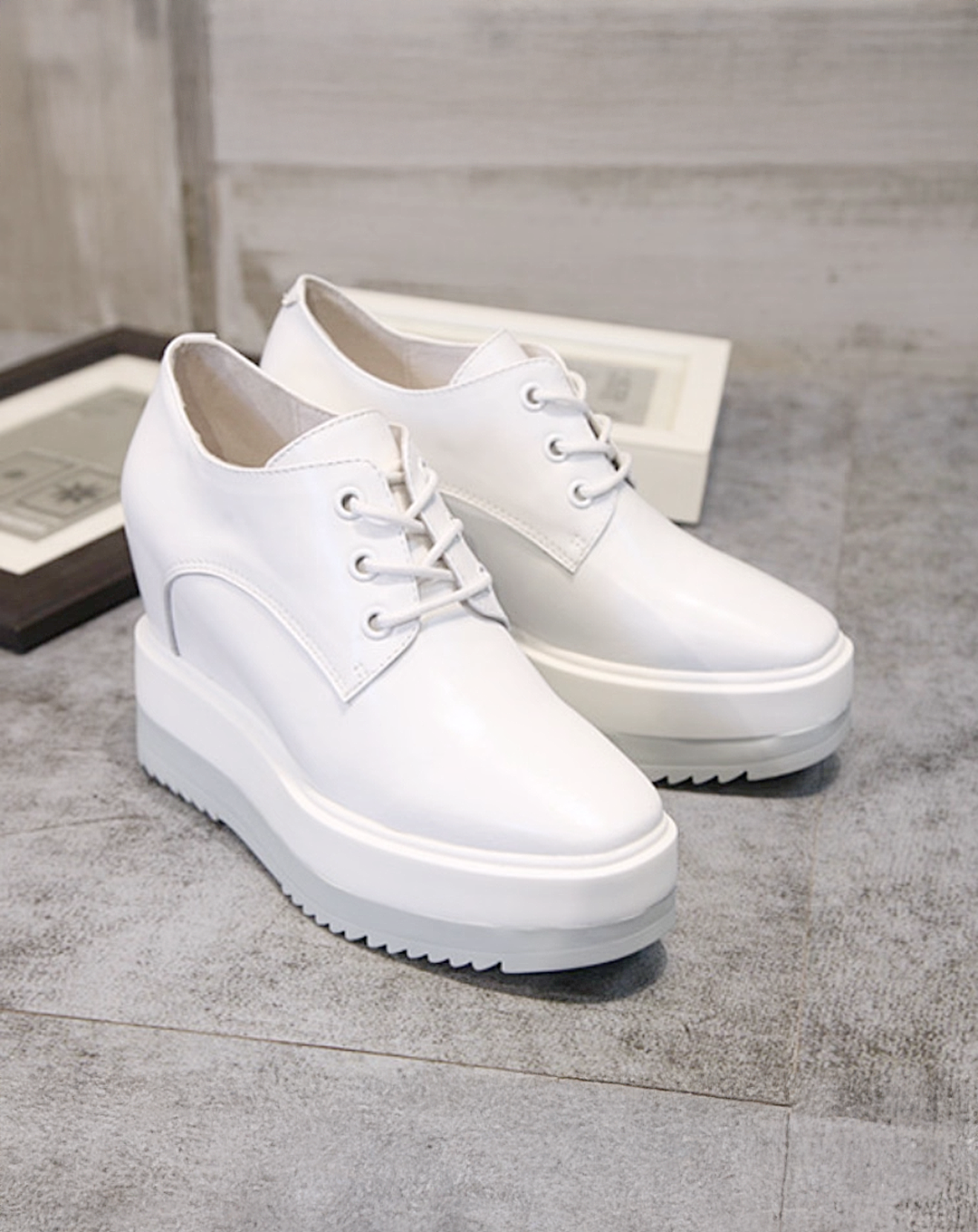 ♀本革/Smooth Laceup Shoes
