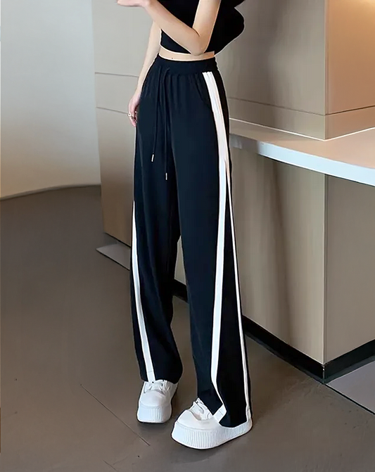 ♀Chic Glide Straight Pants