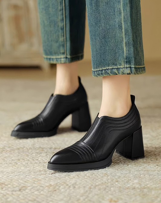 ♀本革/Chunky Heel Pointed Bootie