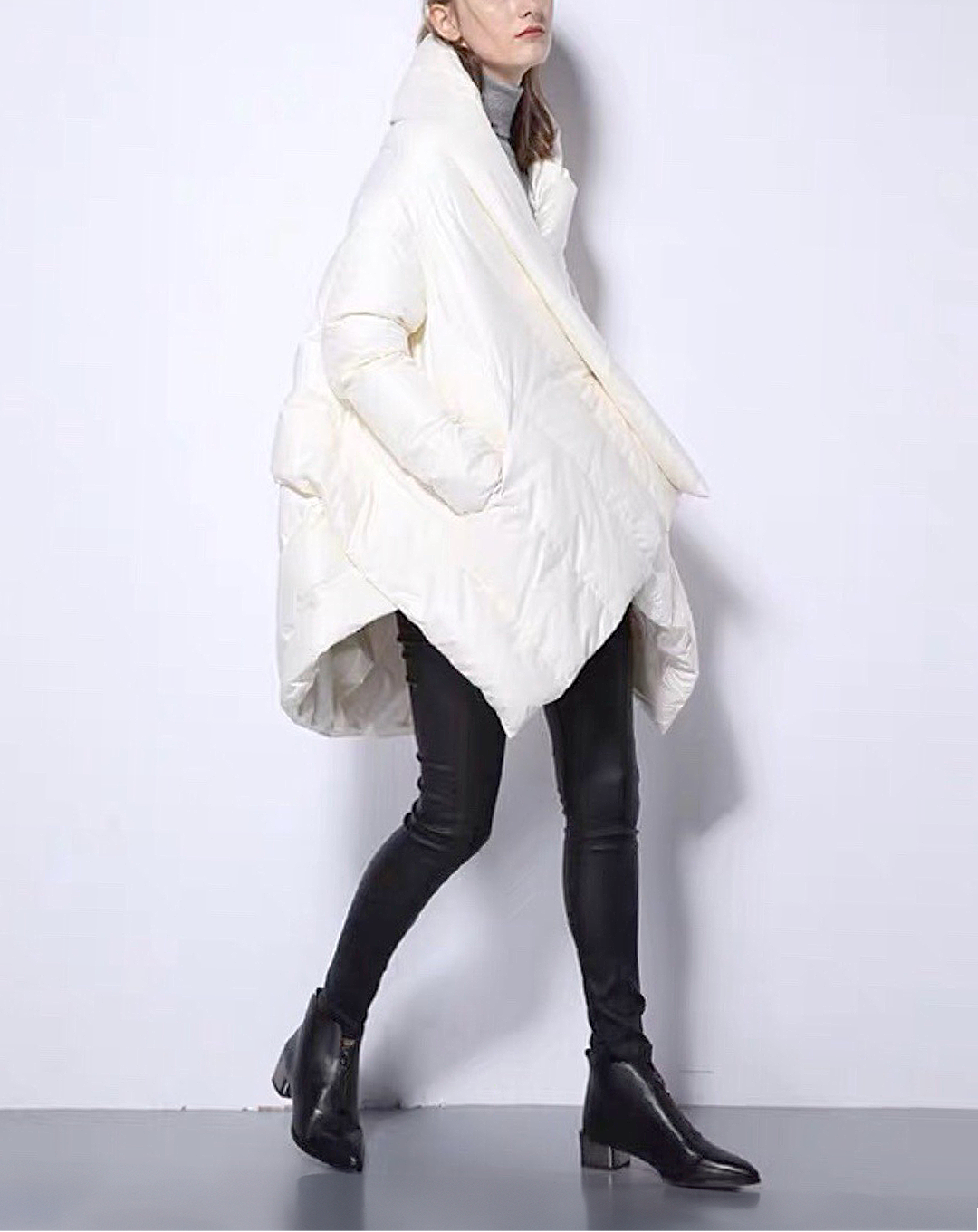 ♀Diagonal Roll Down Jacket