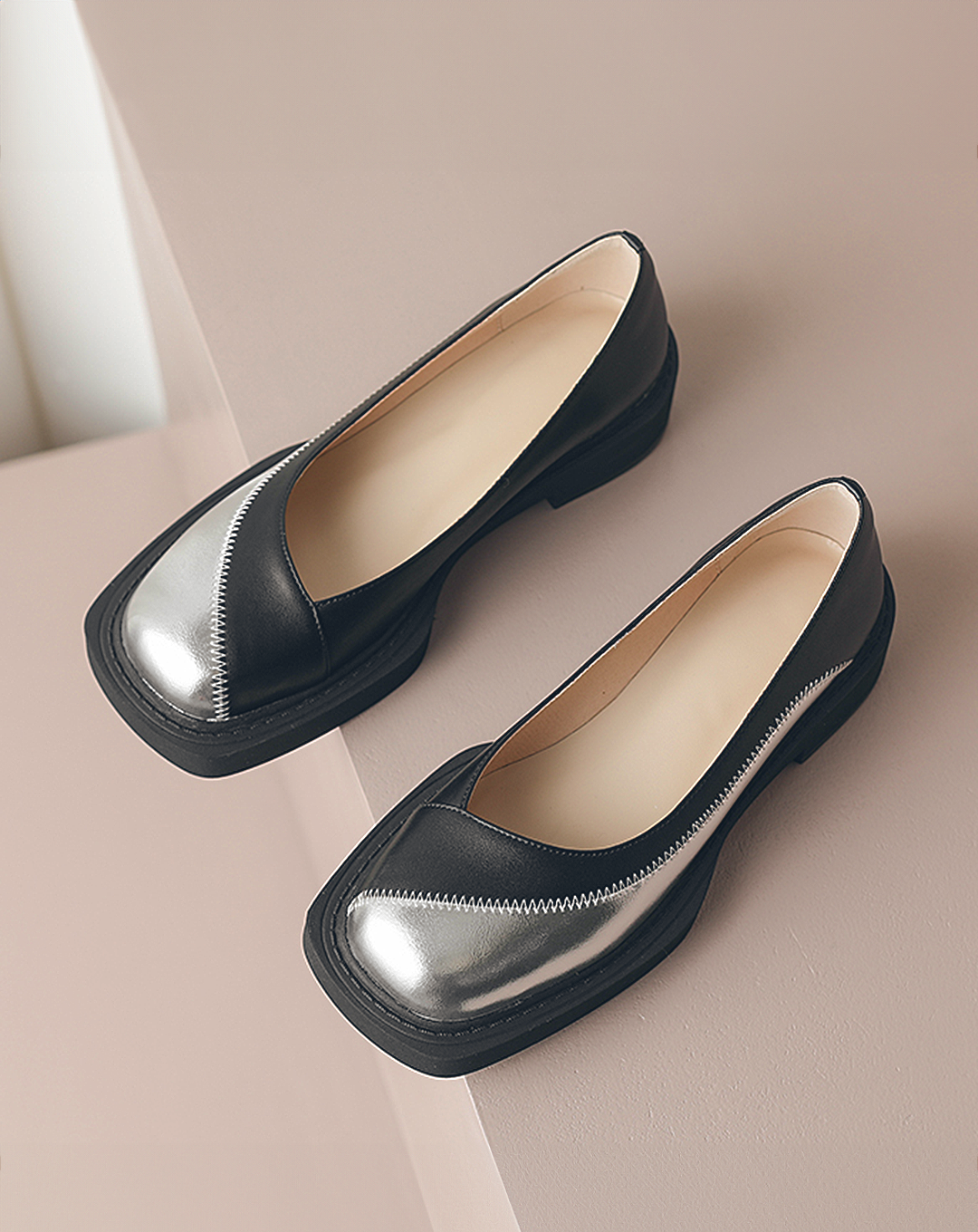 ♀本革/Metallic Bicolor Pumps