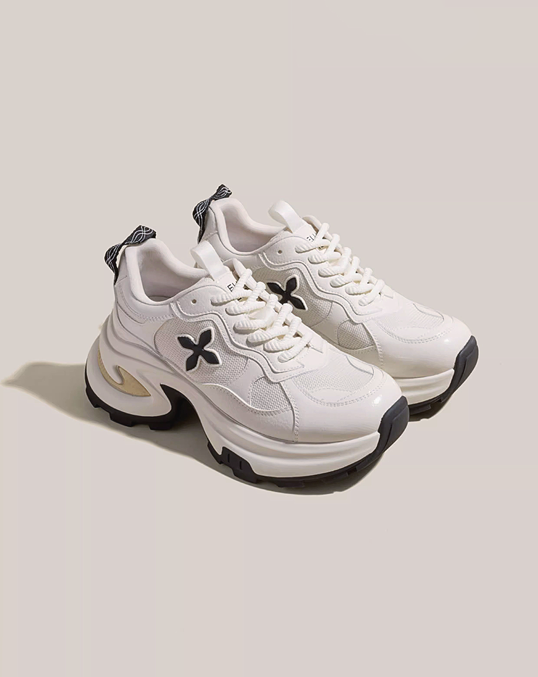 ♀Bloom Volume Sneakers