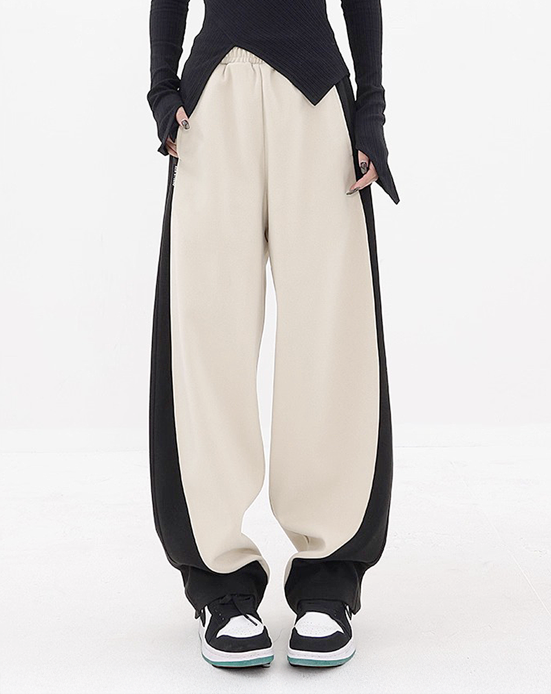 ♀Line Flow Pants
