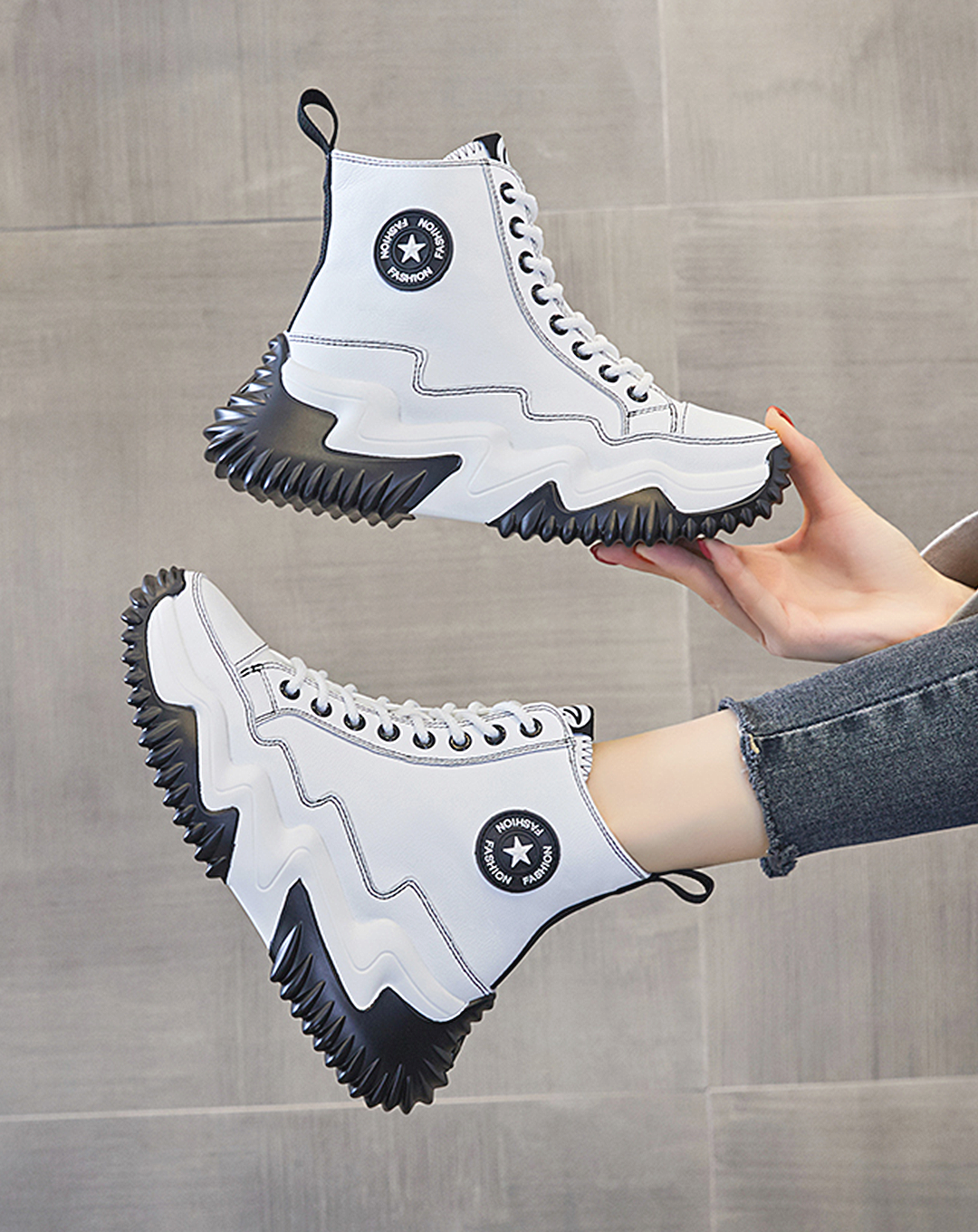 ♀本革/Jagged Platform High-Cut Sneakers