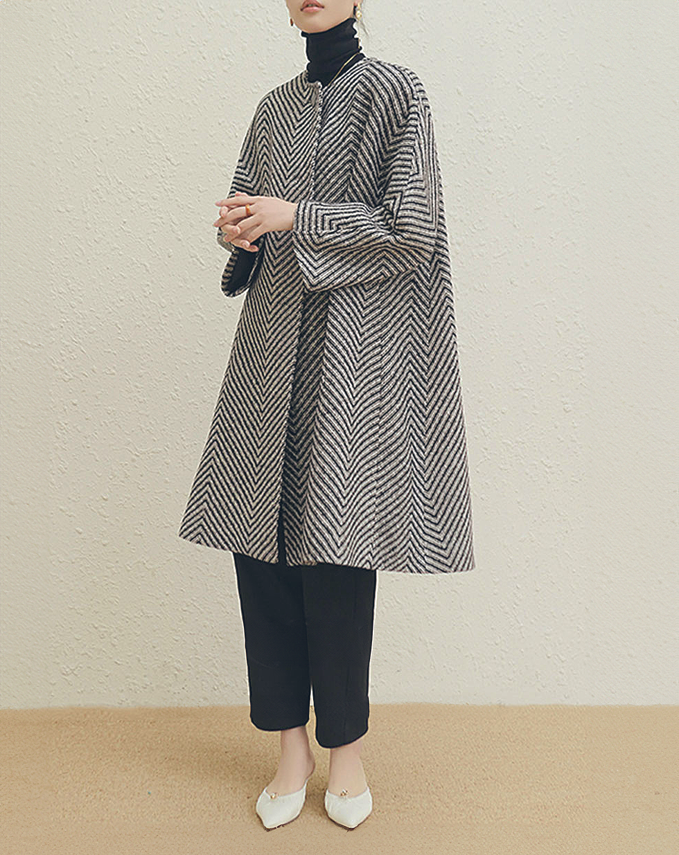 ♀Collarless Herringbone Coat