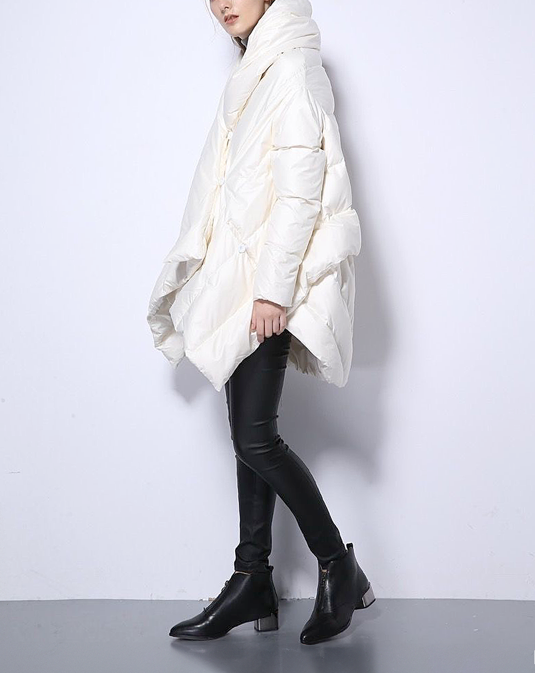 ♀Diagonal Roll Down Jacket