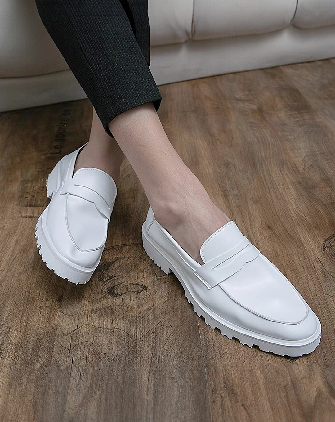♂Plain Monotone Loafers