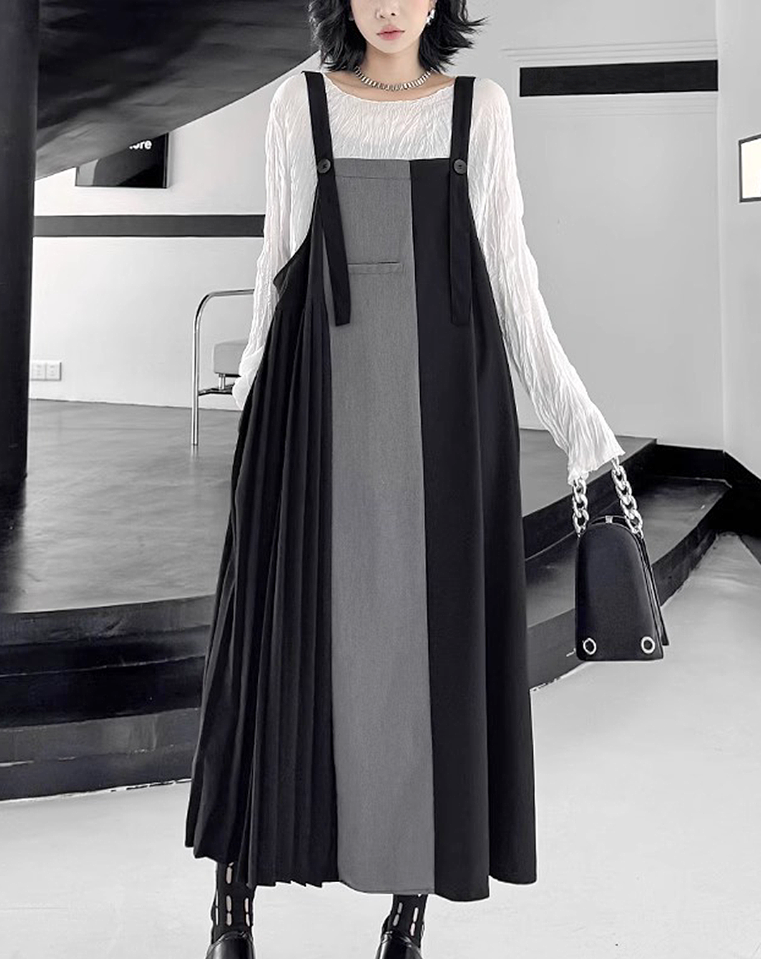 ♀Pleated Jumper Skirt