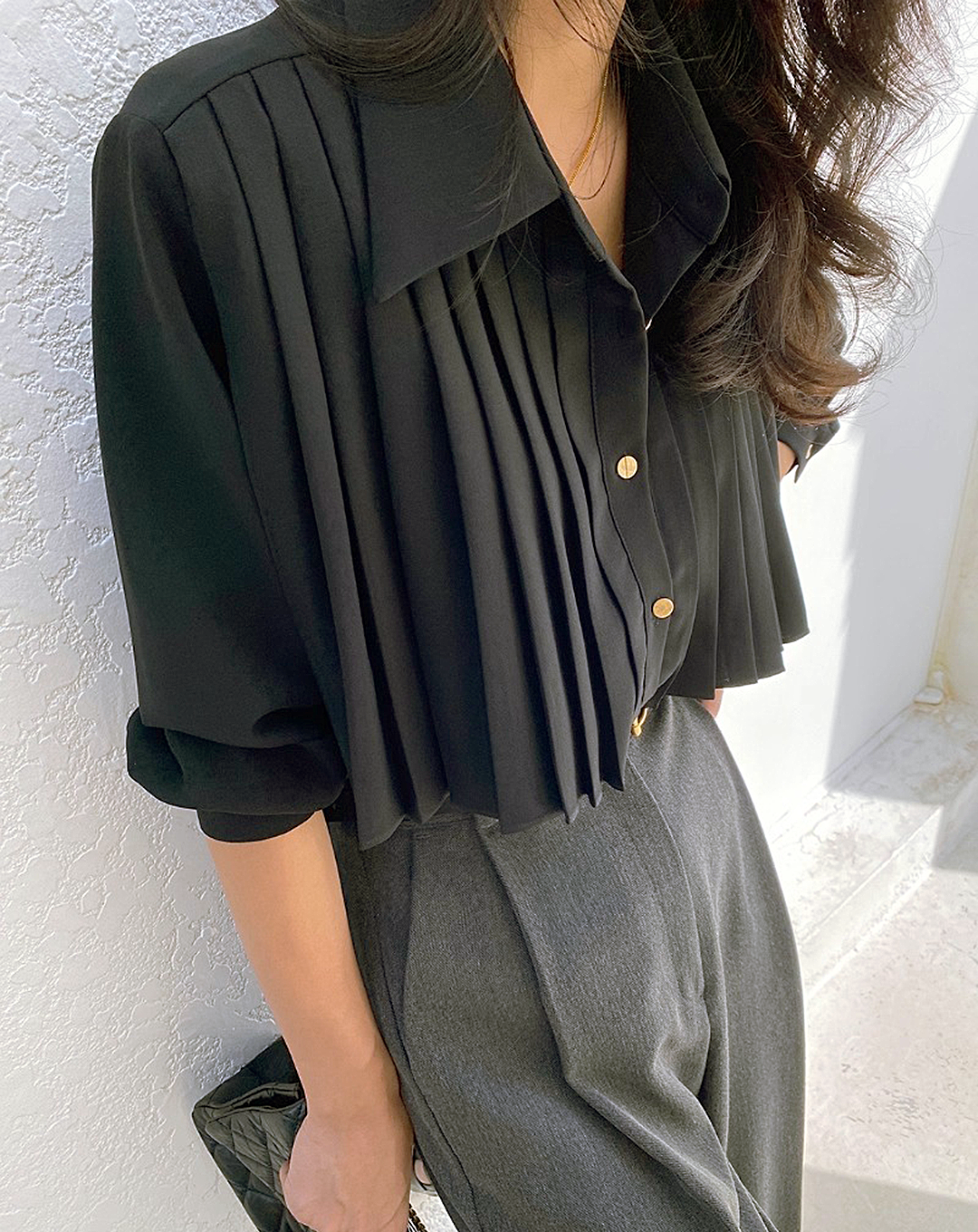 ♀Layered Pleat Blouse