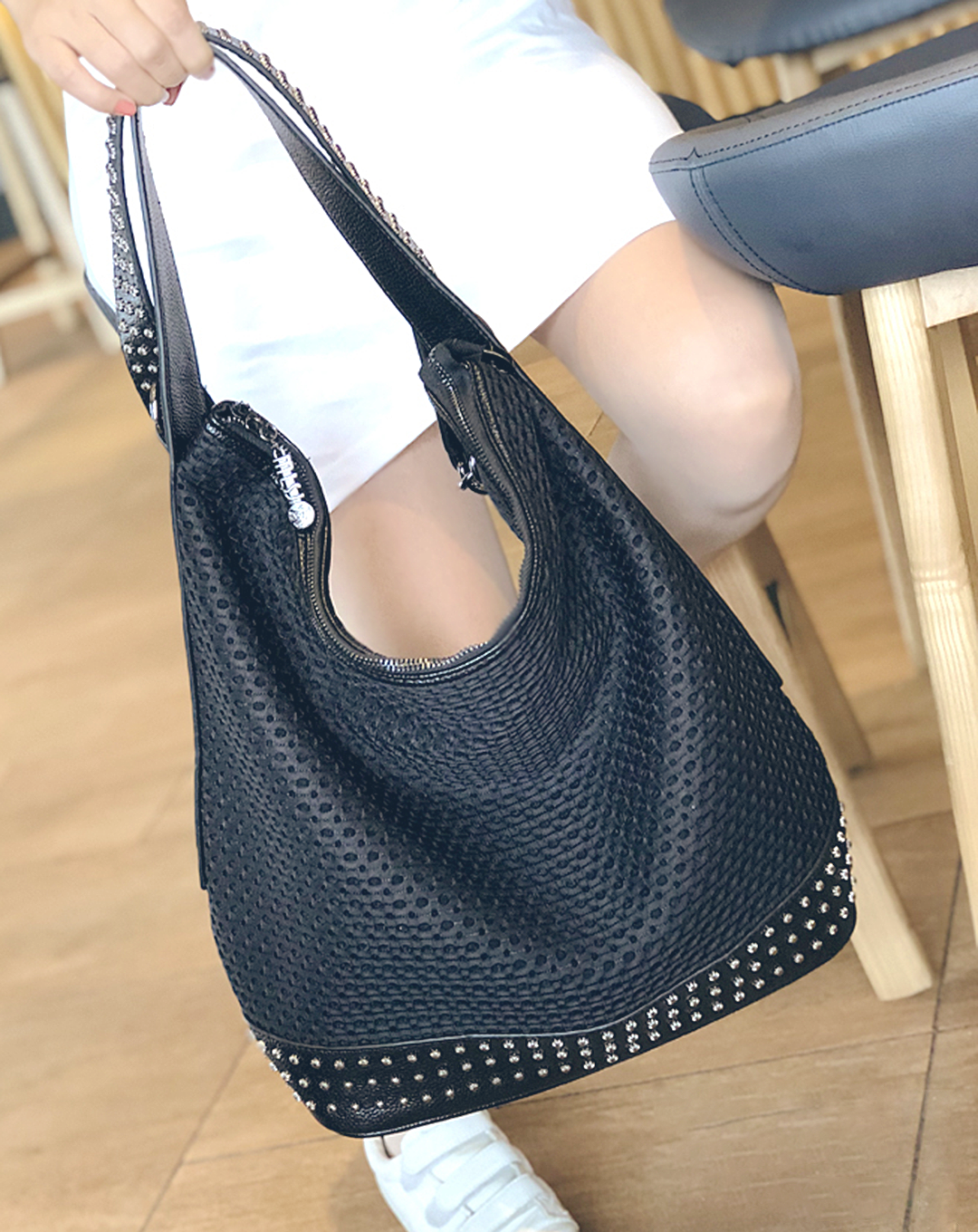 本革/Mesh and Studs Design Leather Bag