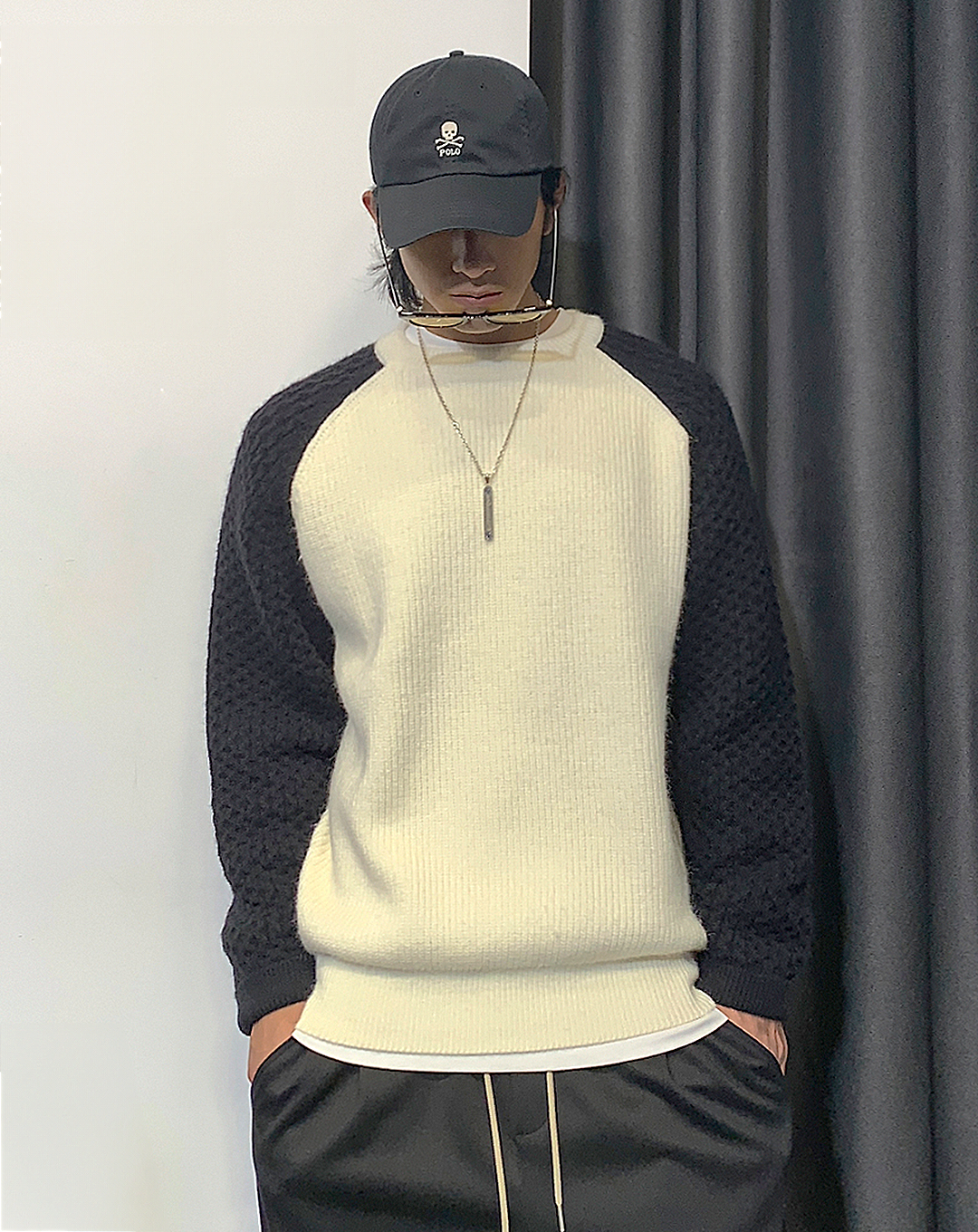 ♂Bicolor Raglan Sweater