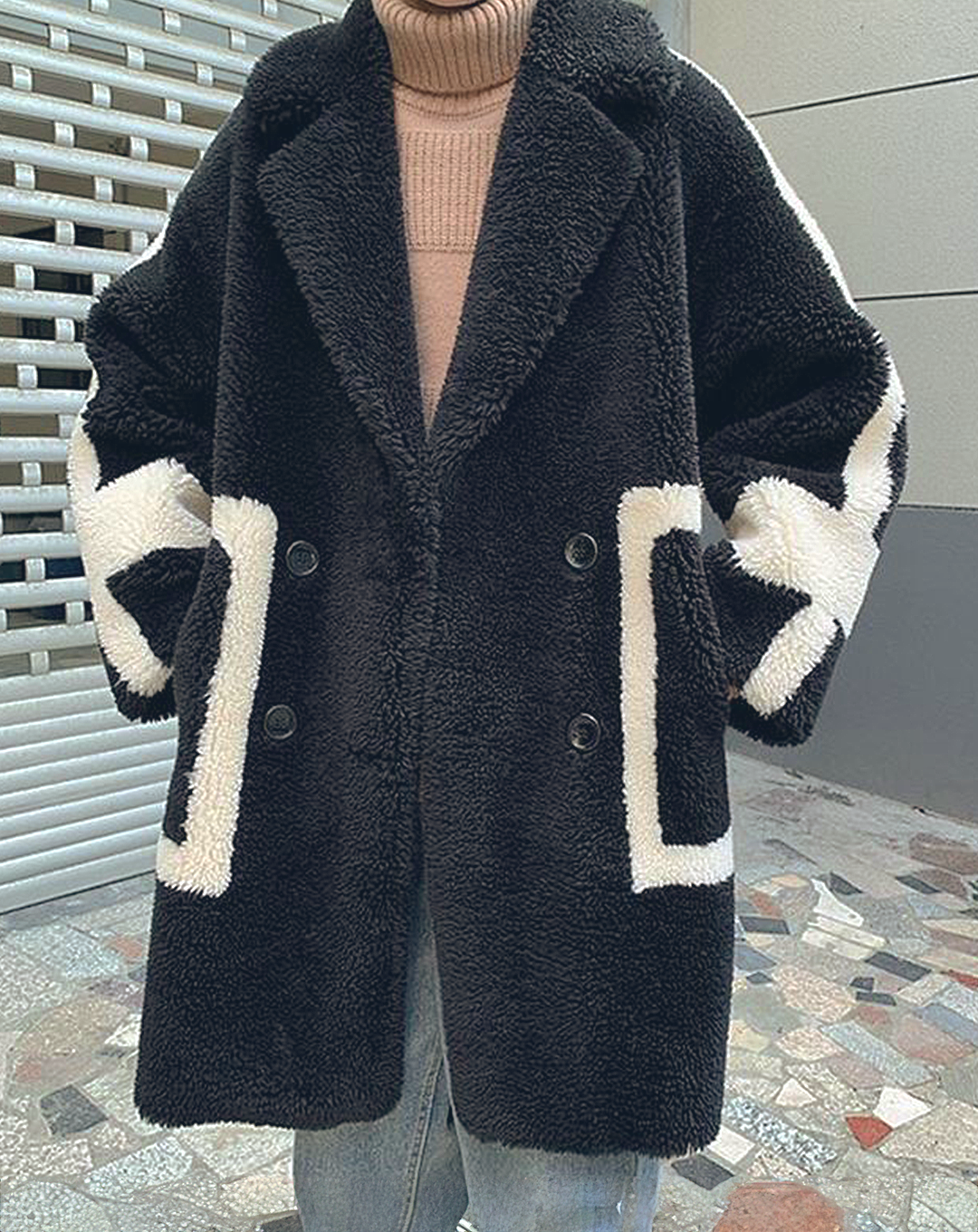 ♂Monochrome Boa Coat