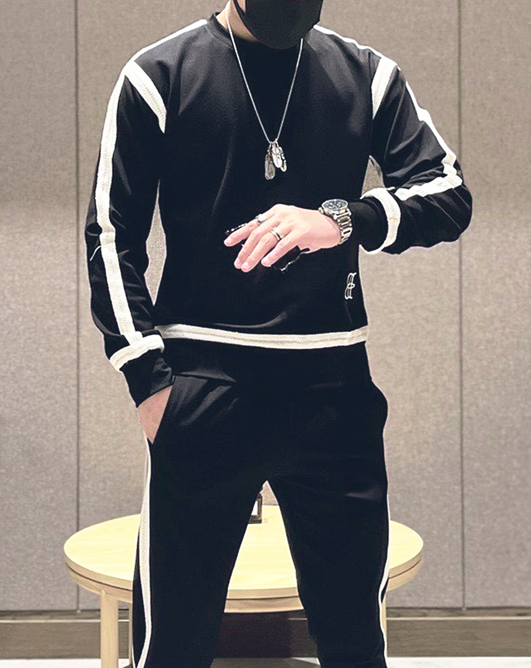 ♂Bottom Point Logo Sweatshirt