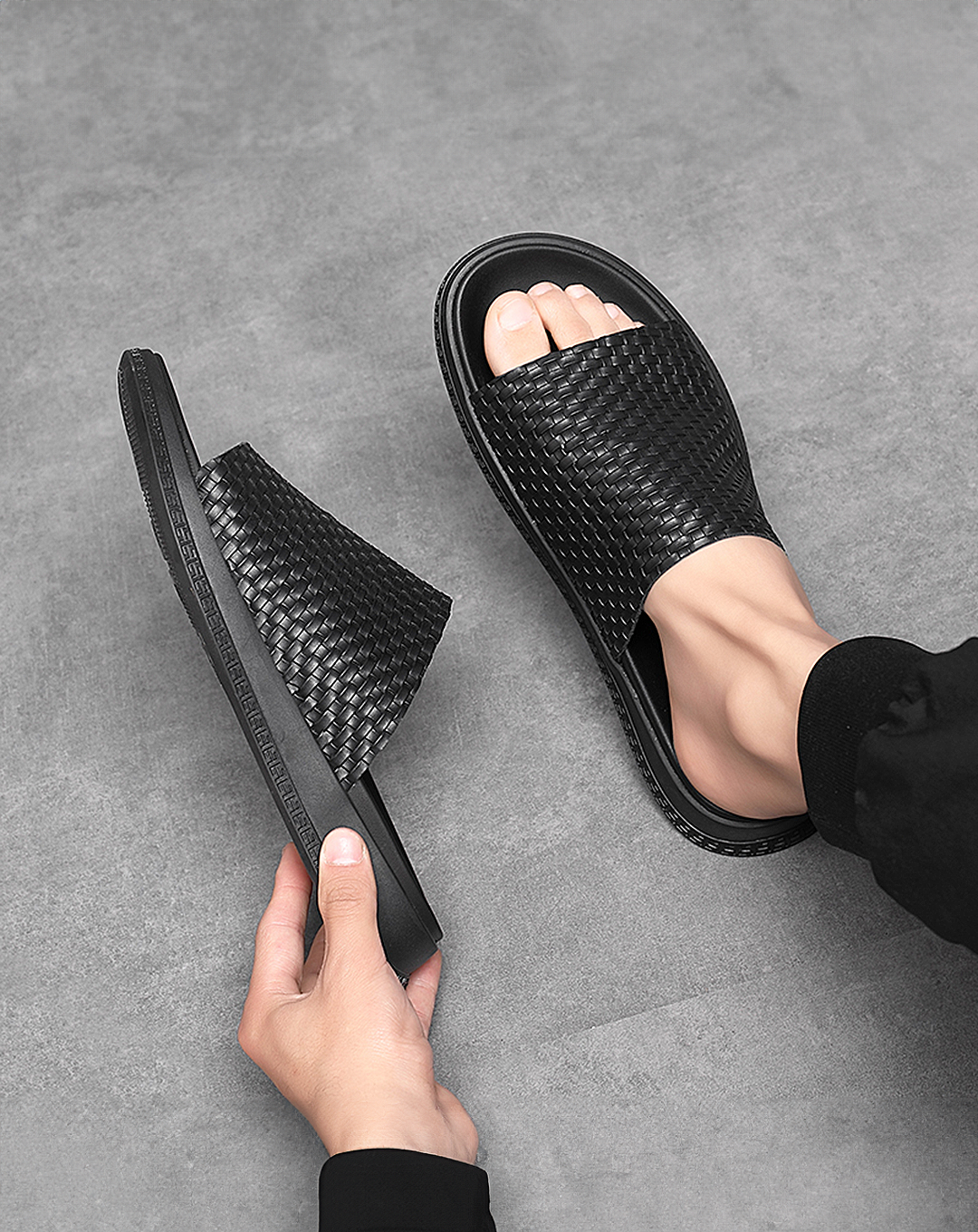 ♂Leather Chic Sandals