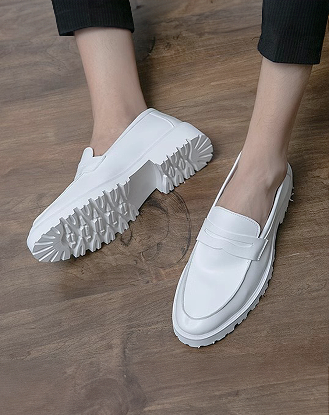 ♂Plain Monotone Loafers
