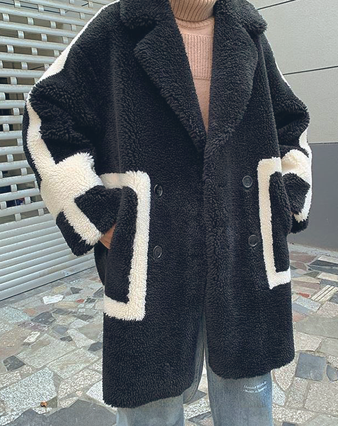 ♂Monochrome Boa Coat