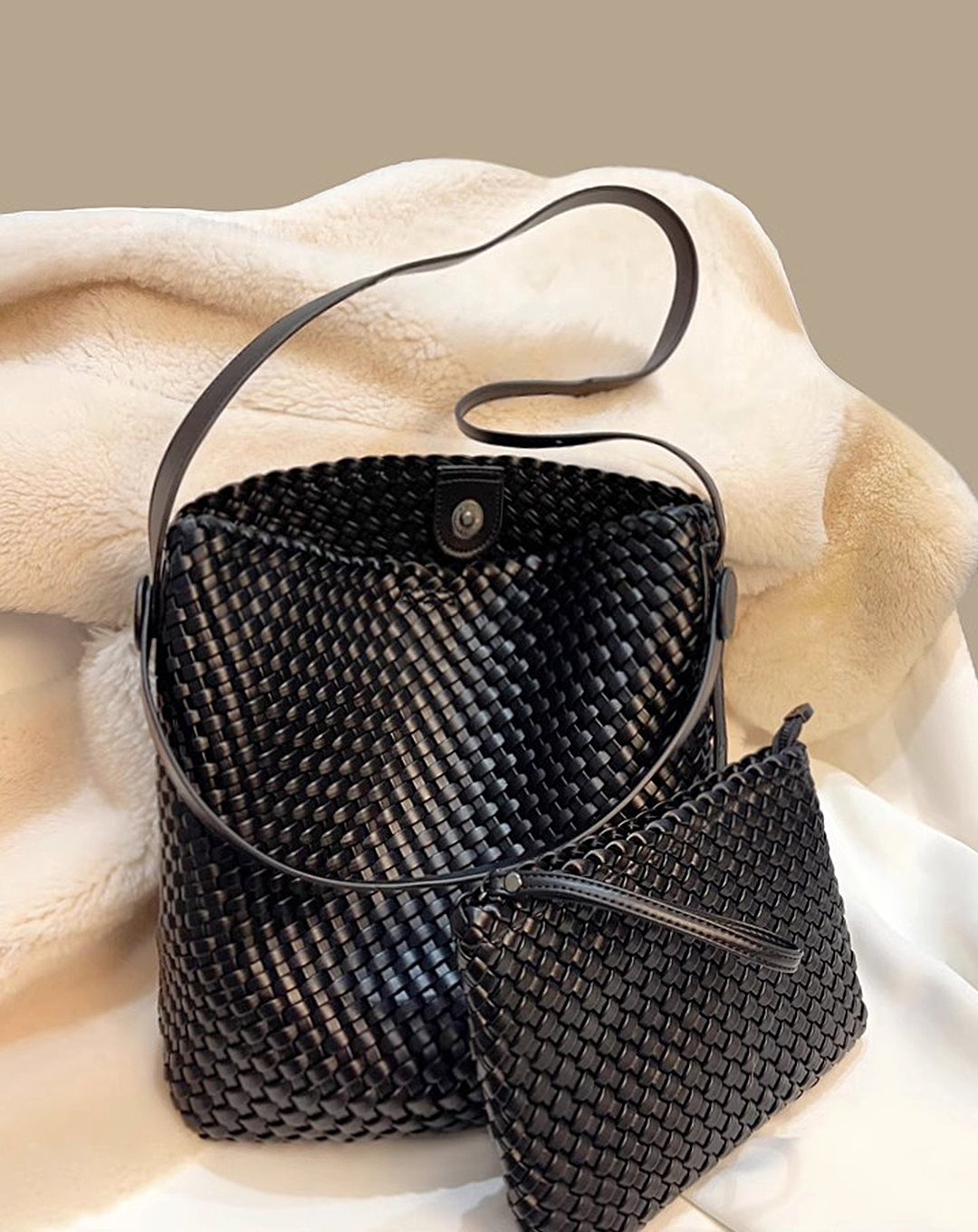 ♀Braided Leather Tote Bag