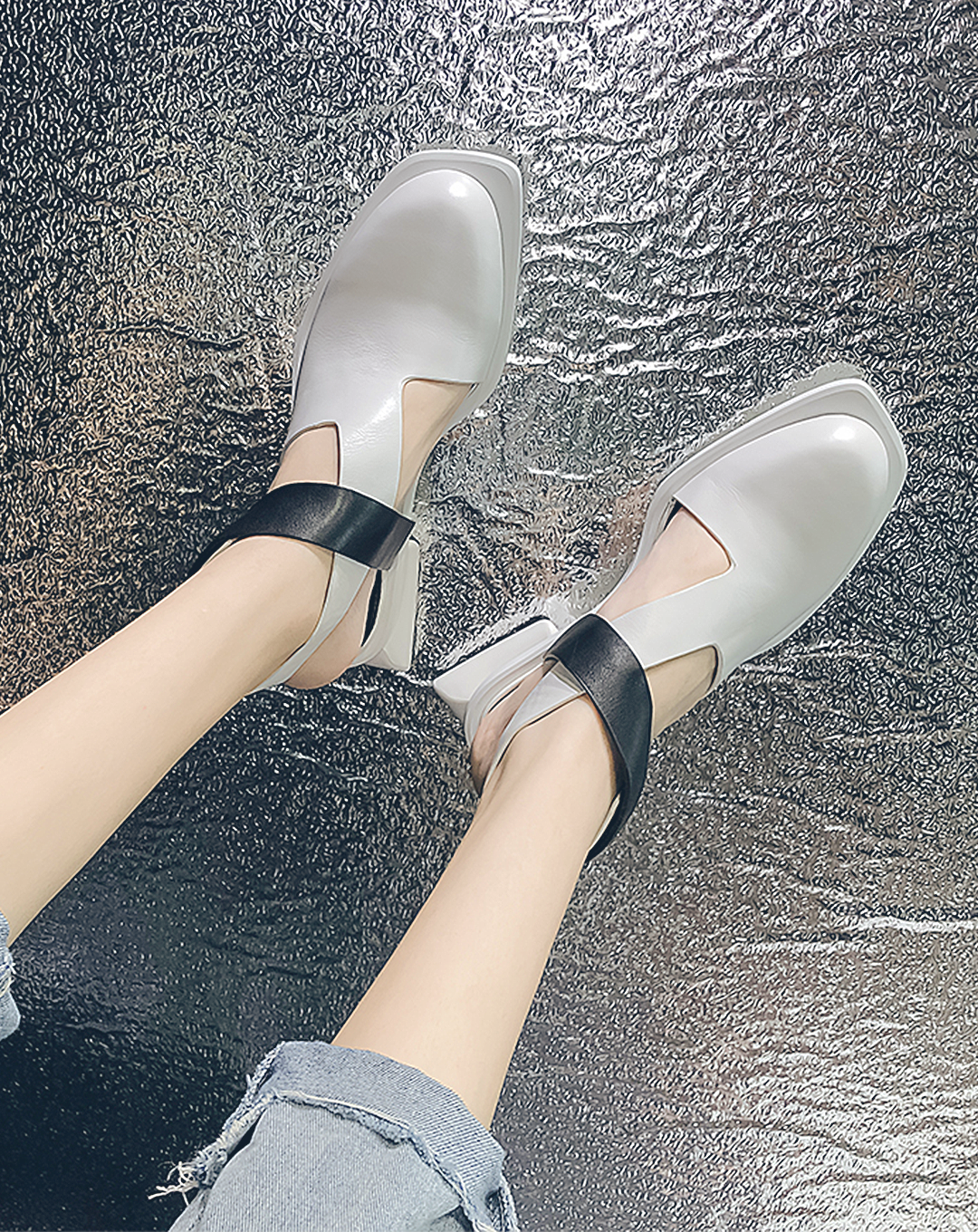♀本革/Square Heel Cross Strap Shoes