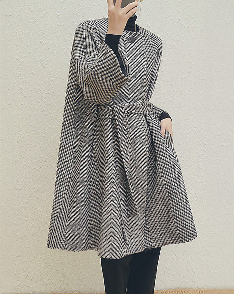 ♀Collarless Herringbone Coat