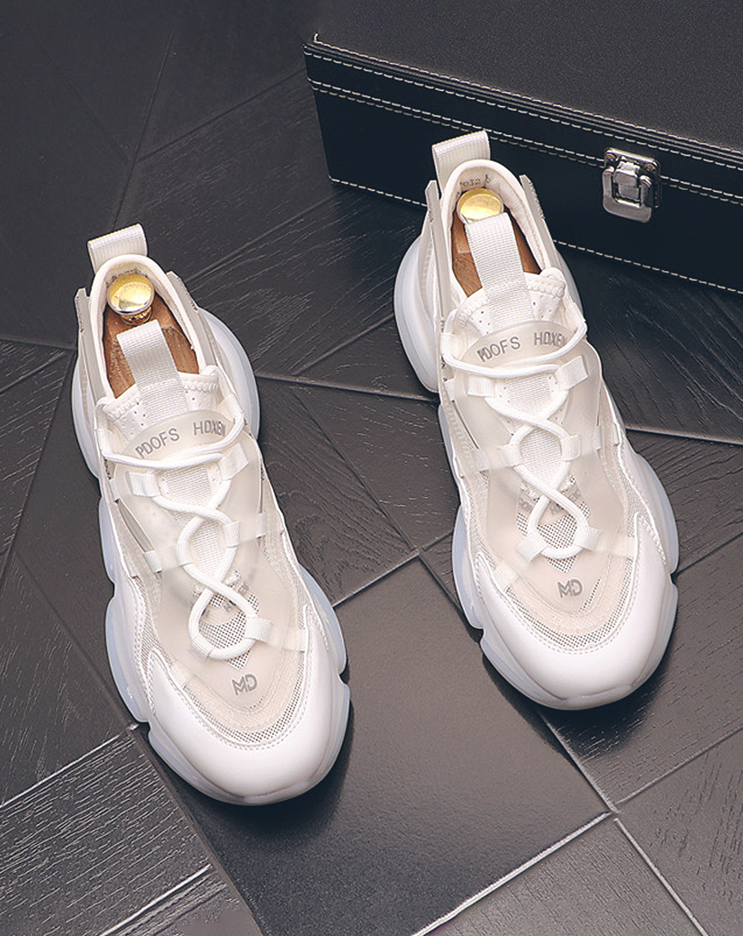 ♂♀Air Volume Sole White Sneakers