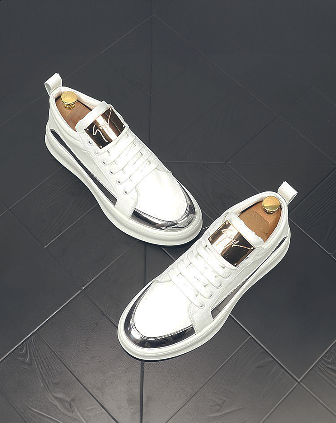 ♂♀Metallic Color Plate Sneakers